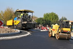 travaux de voirie sur un giratoire