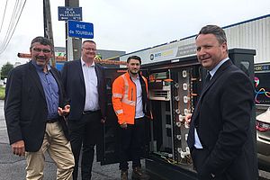 Fabrice Jacob, maire de Guipavas, a visité les installations d’Orange accompagné de Damien de Kerhor, Alain Capp et Yohann Kerleguer.